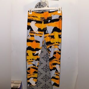 LulaRoe Ghost Halloween Leggings in OneSize